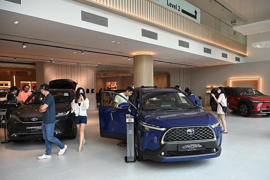 COE prices end mixed, with premium for smaller cars inching up to $91,899