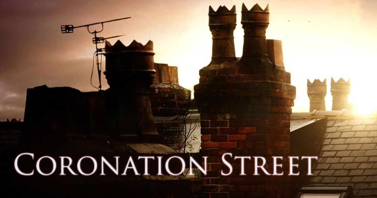 Coronation Street fans left asking the same question as character 'returns from the dead'