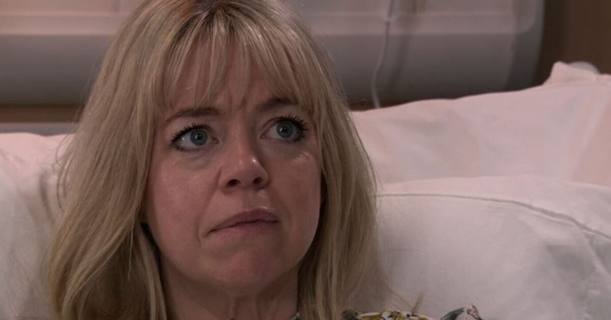 Corrie fans say same thing as Toyah's shock bombshell revealed - and spot huge issue