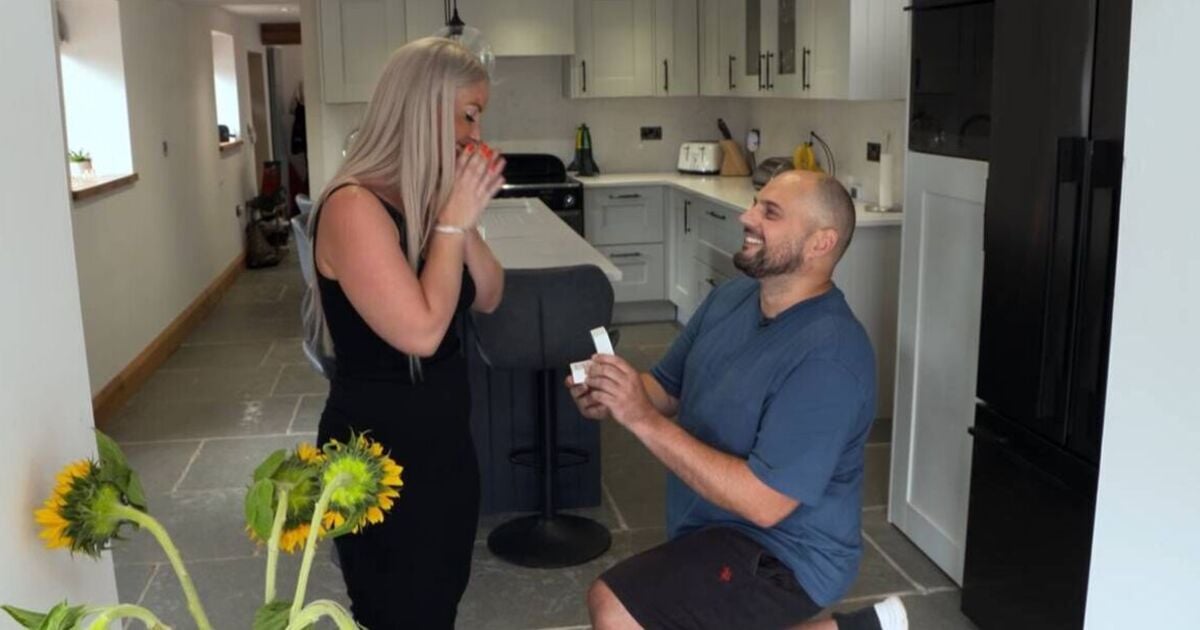 Couple gets engaged in newly renovated home on BBC's Homes Under The Hammer