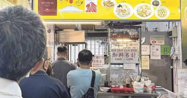 'Customers told us the $6 version lacked flavour': Hill Street Tai Hwa Pork Noodles defends $8 price for smallest bowl 
