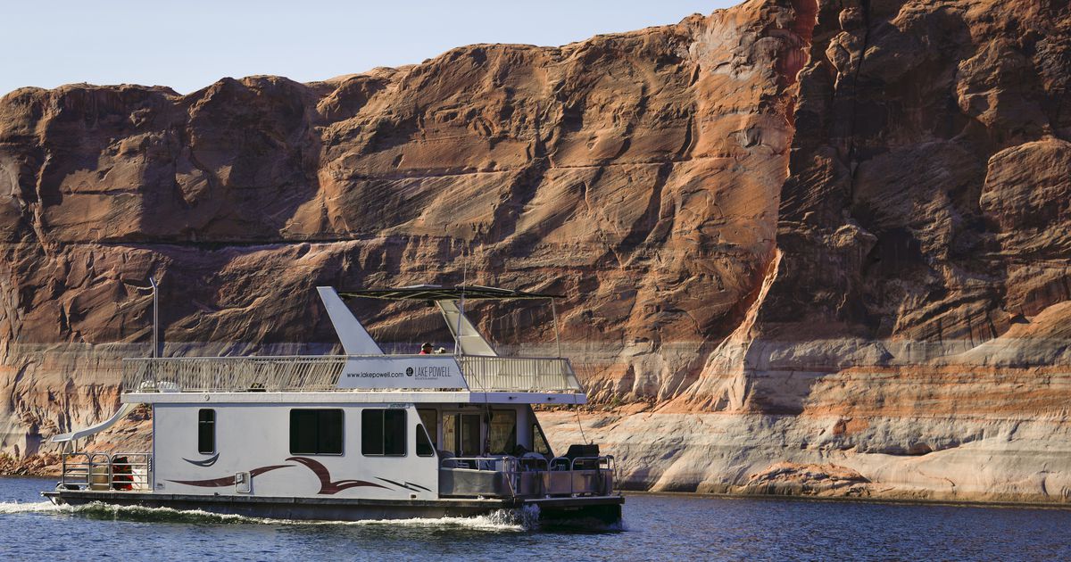21 people treated for carbon monoxide poisoning on Lake Powell houseboat
