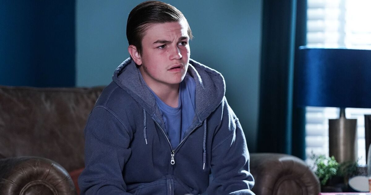 EastEnders airs dark Tommy Moon abuse twist as fans 'remember who his dad is'