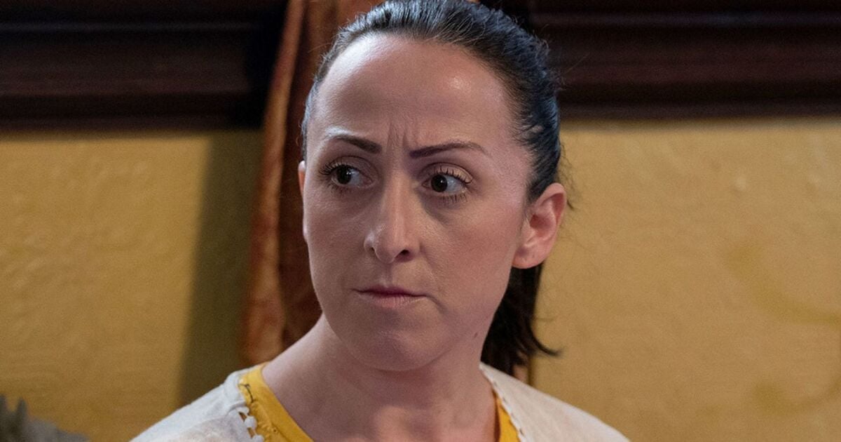 EastEnders' Sonia Fowler 'set for affair' with Walford resident after major 'clue' 