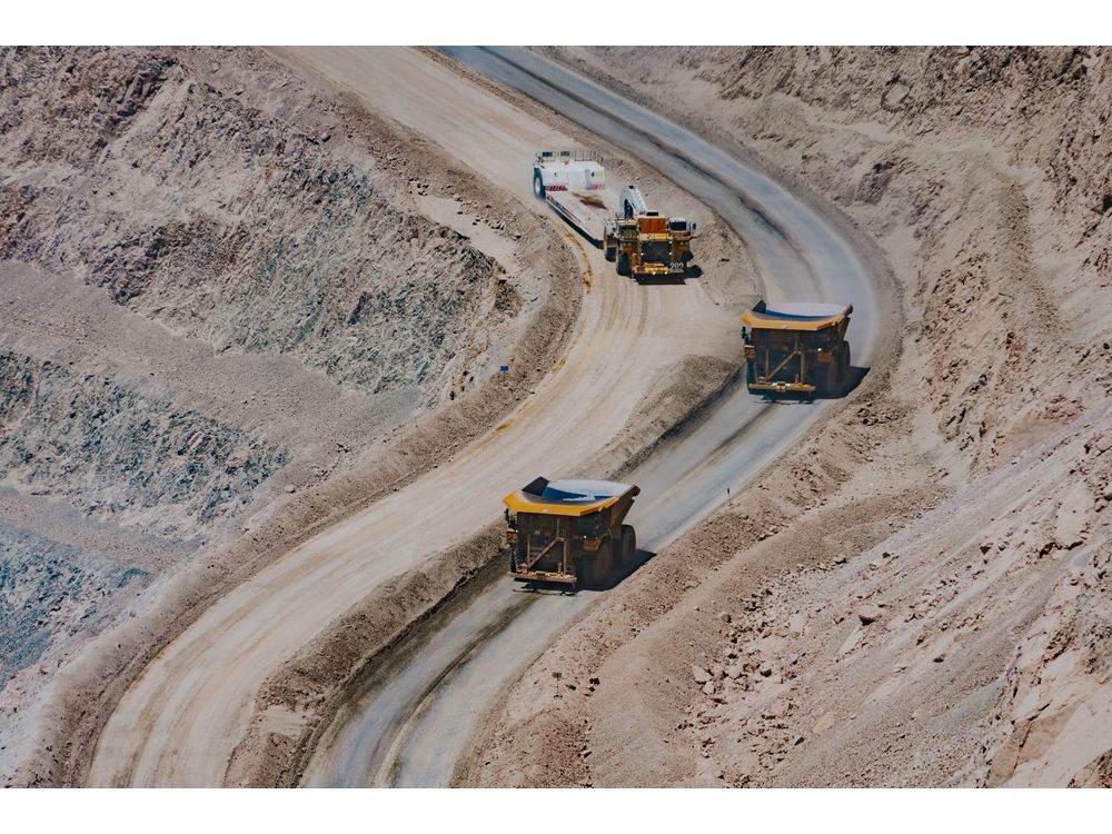 Escondida | BHP initiates environmental processing to implement a truck transportation system based on an electric trolley