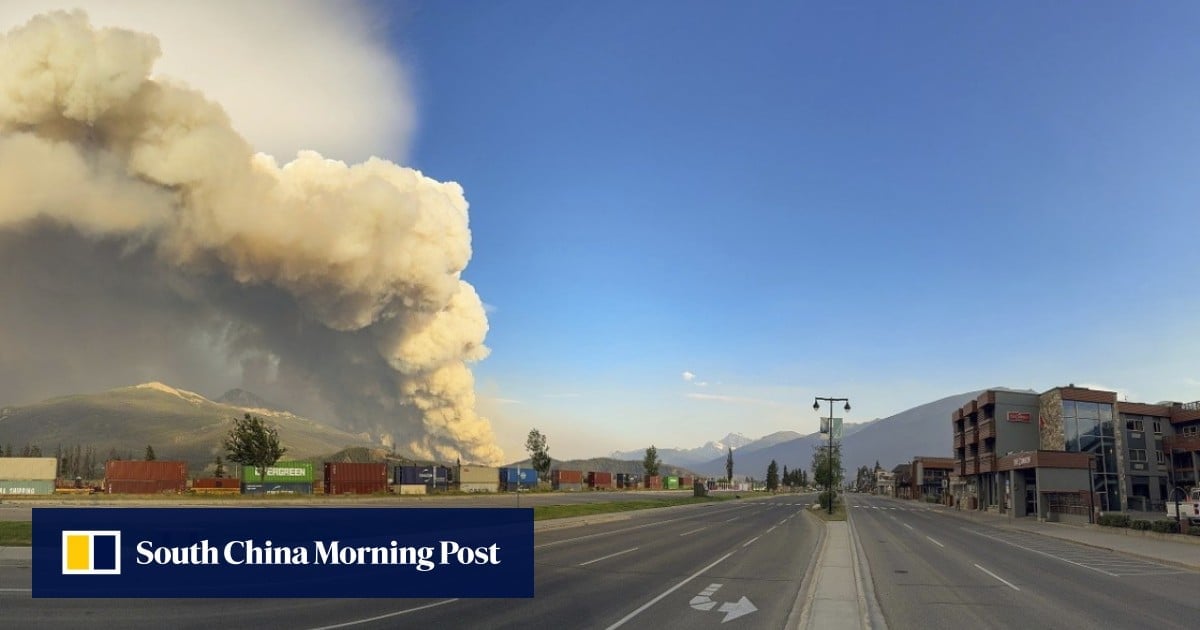 Fast-moving wildfire in Canadian Rockies ravages the town of Jasper