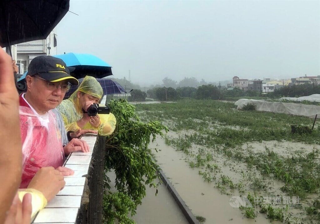 Flooding caused by Typhoon Gaemi continues in central, southern Taiwan