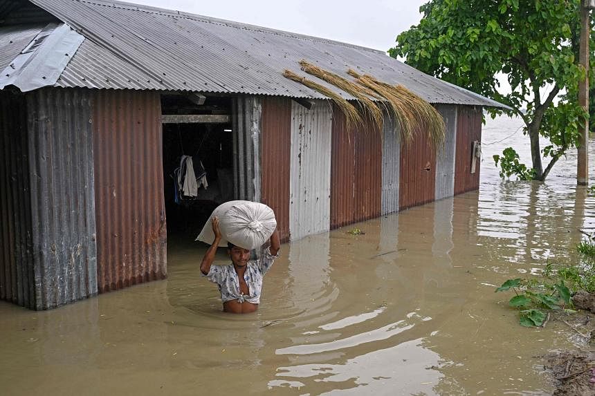 Heavy rainfall in several parts of India triggers floods, at least 11 dead