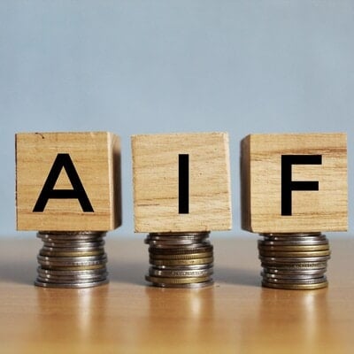 High returns, govt support pushes AIFs to explore SME-focused IPOs
