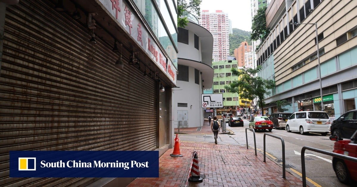 Hong Kong lawmakers call on government to lower rents as survey underlines ailing retail sector