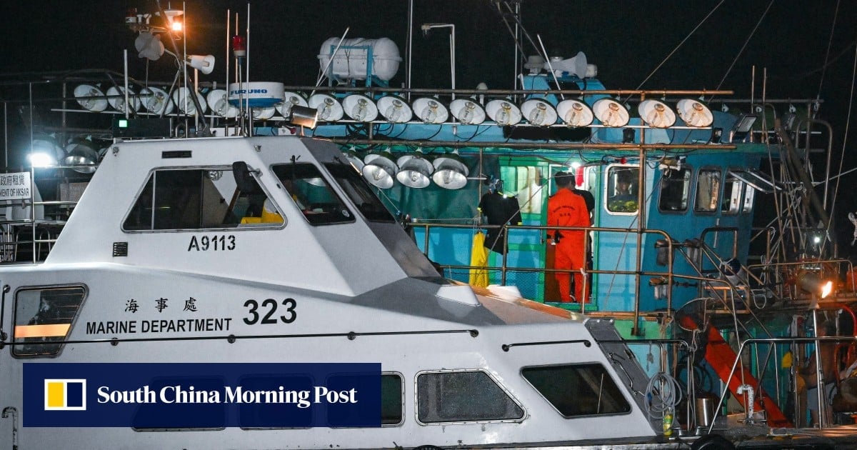 Hong Kong marine authorities probe 5 fishing vessels for improper use of bright lights