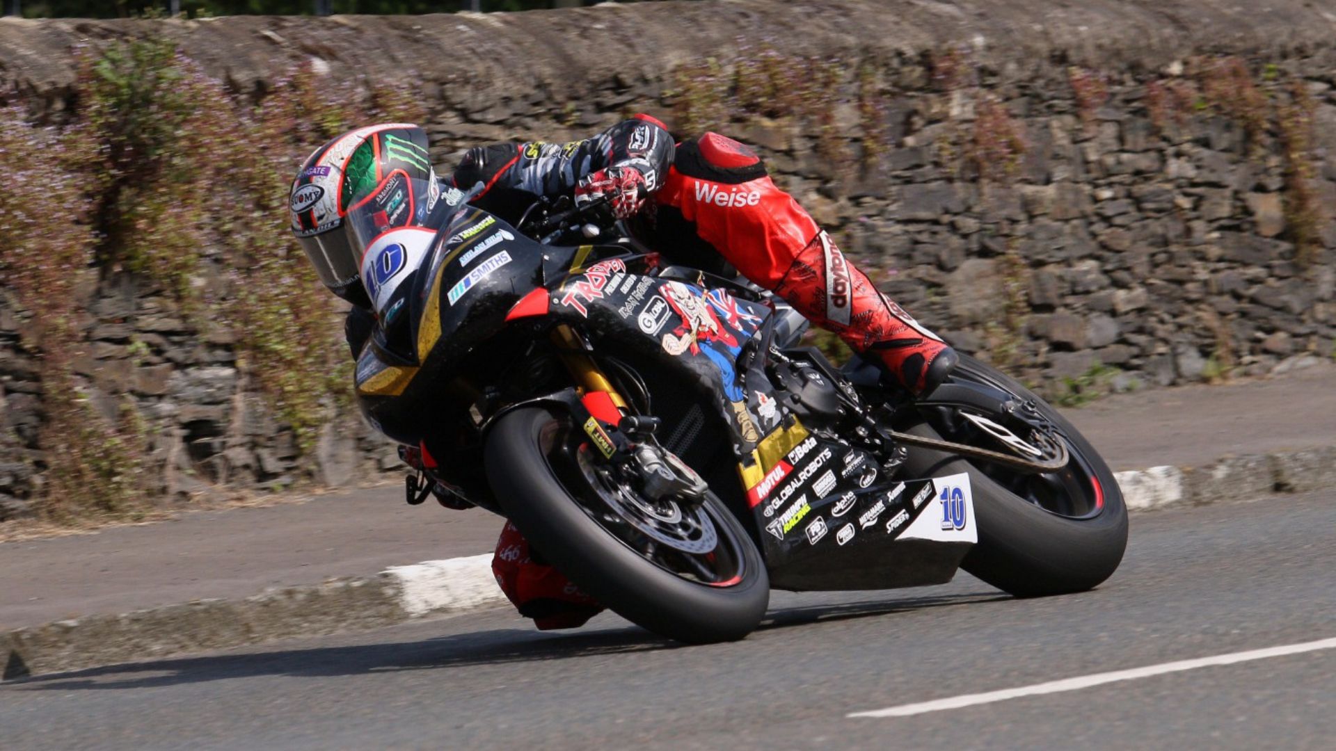 How many deaths have there been during the Isle of Man TT?