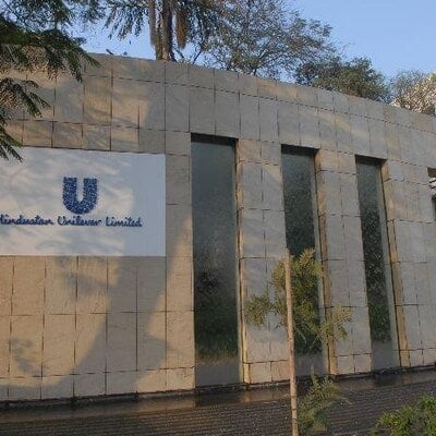 HUL sees profit booking after Q1FY25 results beat estimates; down 3%