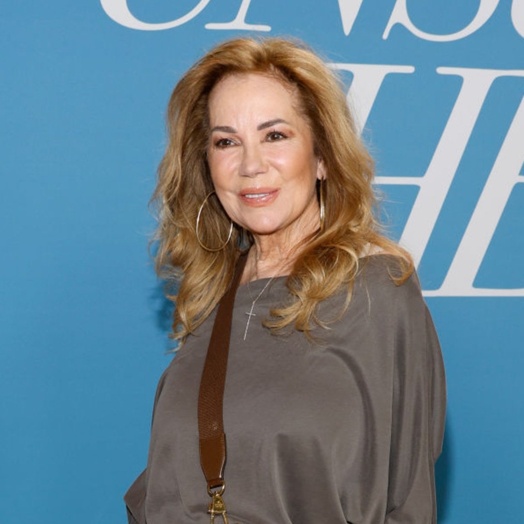 Kathie Lee Gifford Hospitalized With Fractured Pelvis 
