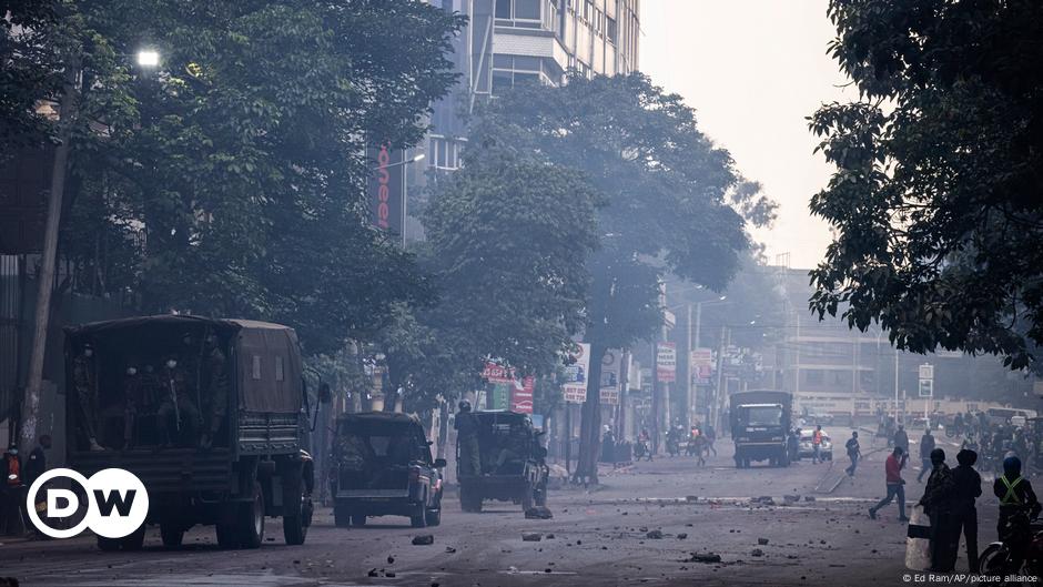 Kenyan police ban protests in central Nairobi