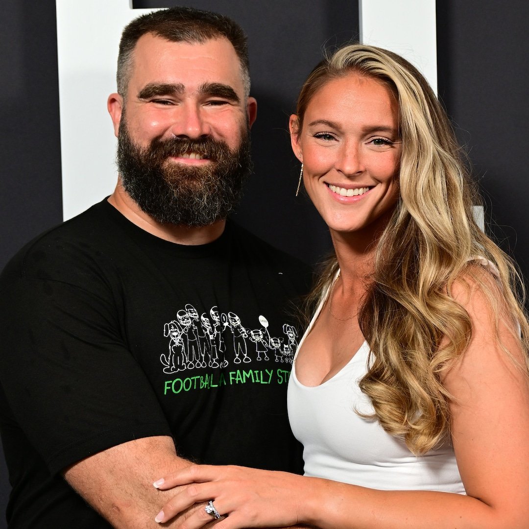  Kylie Kelce Shares Past Miscarriage While Addressing Pregnancy Rumors 