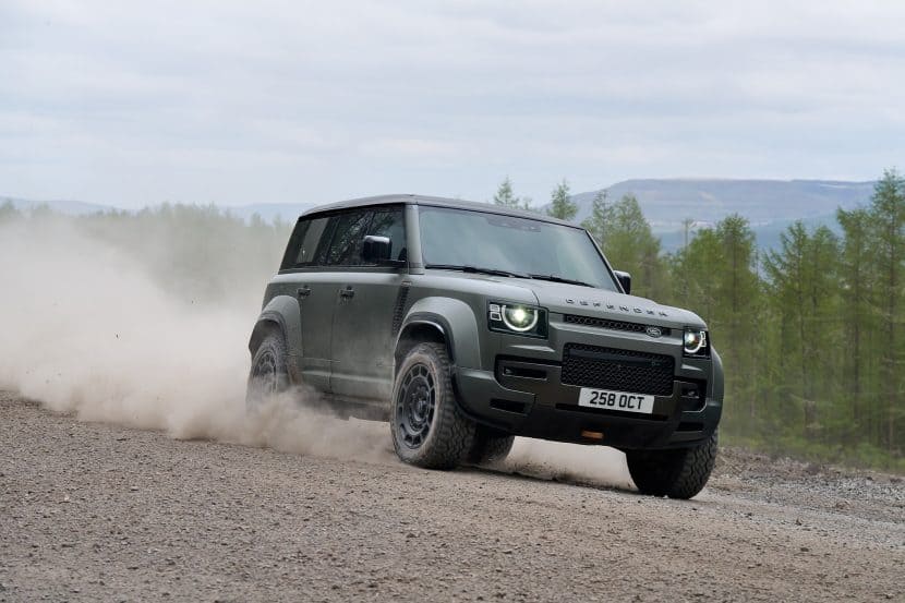 Land Rover Defender OCTA Debuts With BMW V8 Making 626 HP