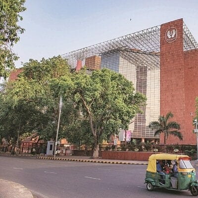 LIC share at record high; m-cap hits Rs 7.56 trn post 39% rally in CY24