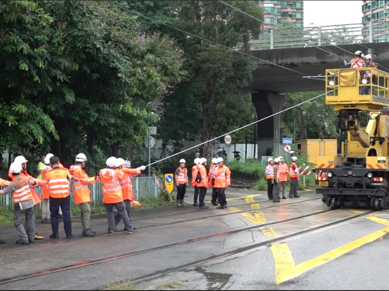 Light Rail services in Yuen Long disrupted