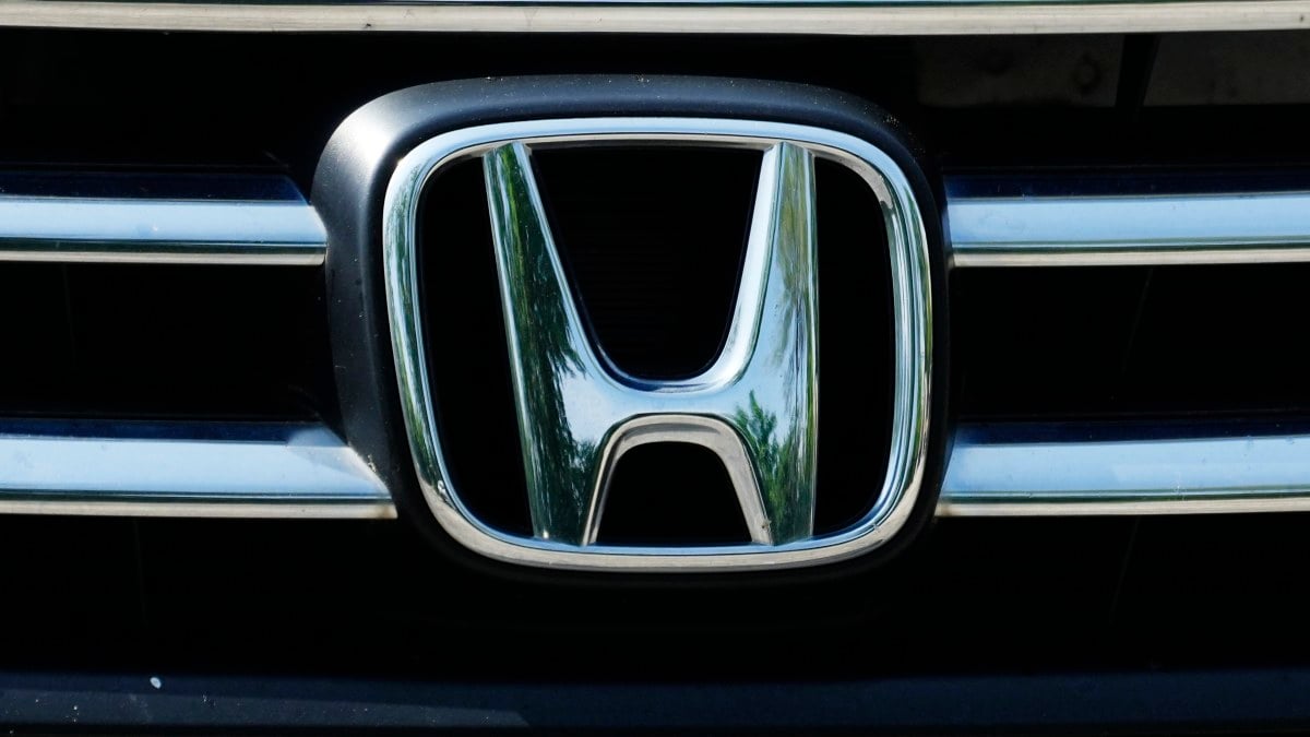 Major Japanese insurers to offload $3.1 billion of Honda shares, sources say