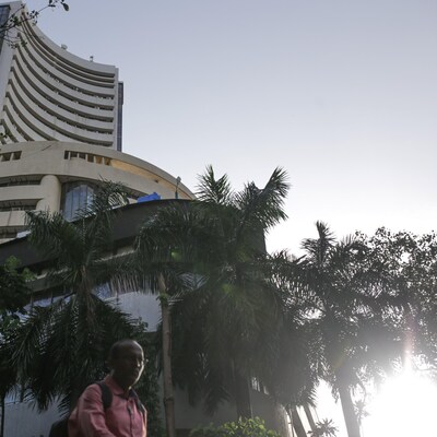 Market cap of BSE-listed firms hit lifetime high of Rs 443 trillion