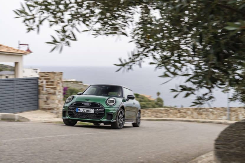 MINI Shows Us the JCW Trim for the New Cooper S