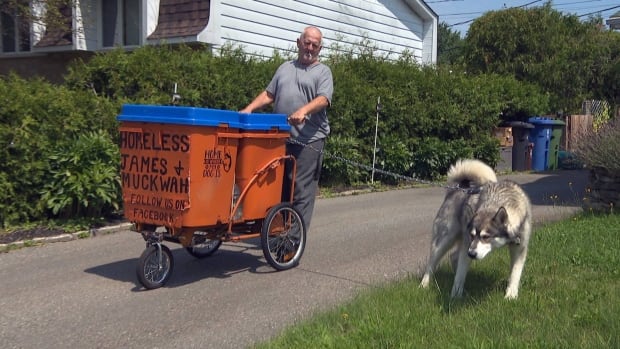 Most homeless shelters don't allow pets. This man is walking his dog across Canada to change that