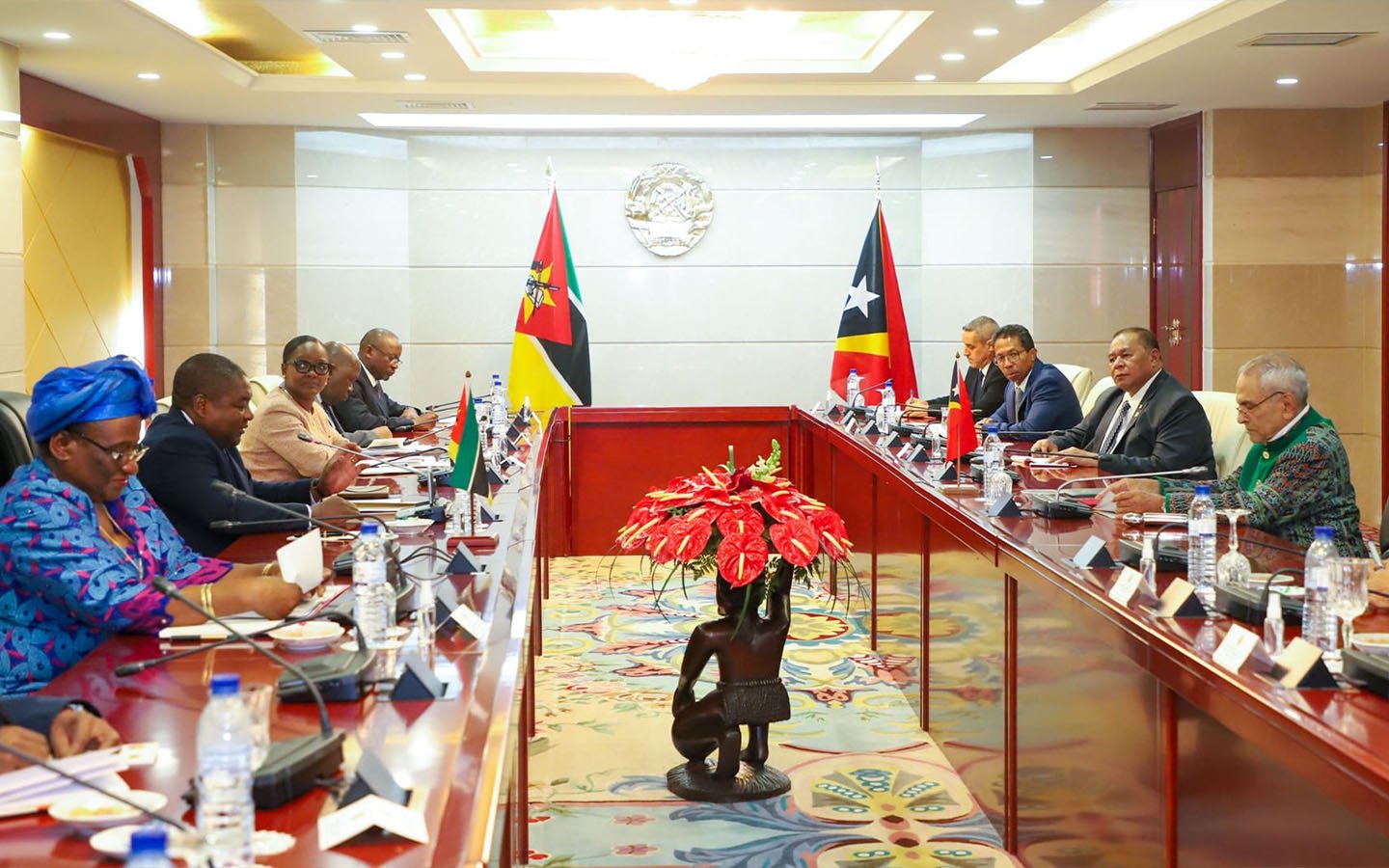 Mozambique signs multiple cooperation agreements with Timor-Leste