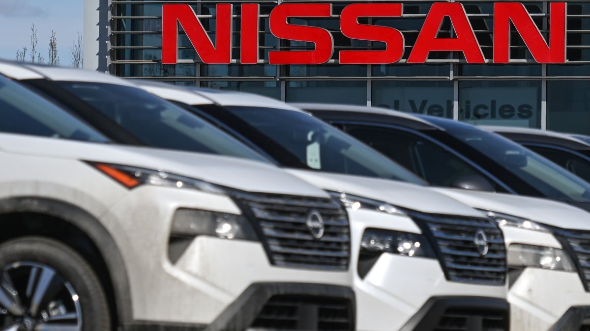 Nissan lowers profit forecast amid incentive, inventory woes