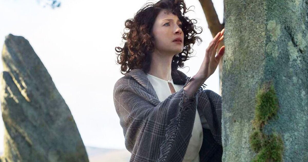 Outlander fans left 'blubbering' over Claire Fraser's heartbreaking departure