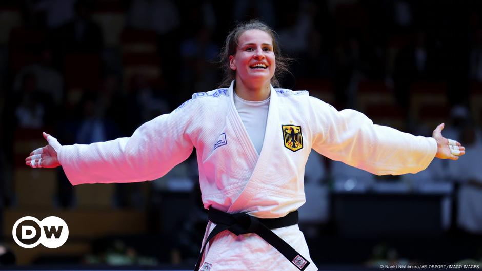 Paris 2024: German flag bearer Anna-Maria Wagner on her battle with post-Olympic depression