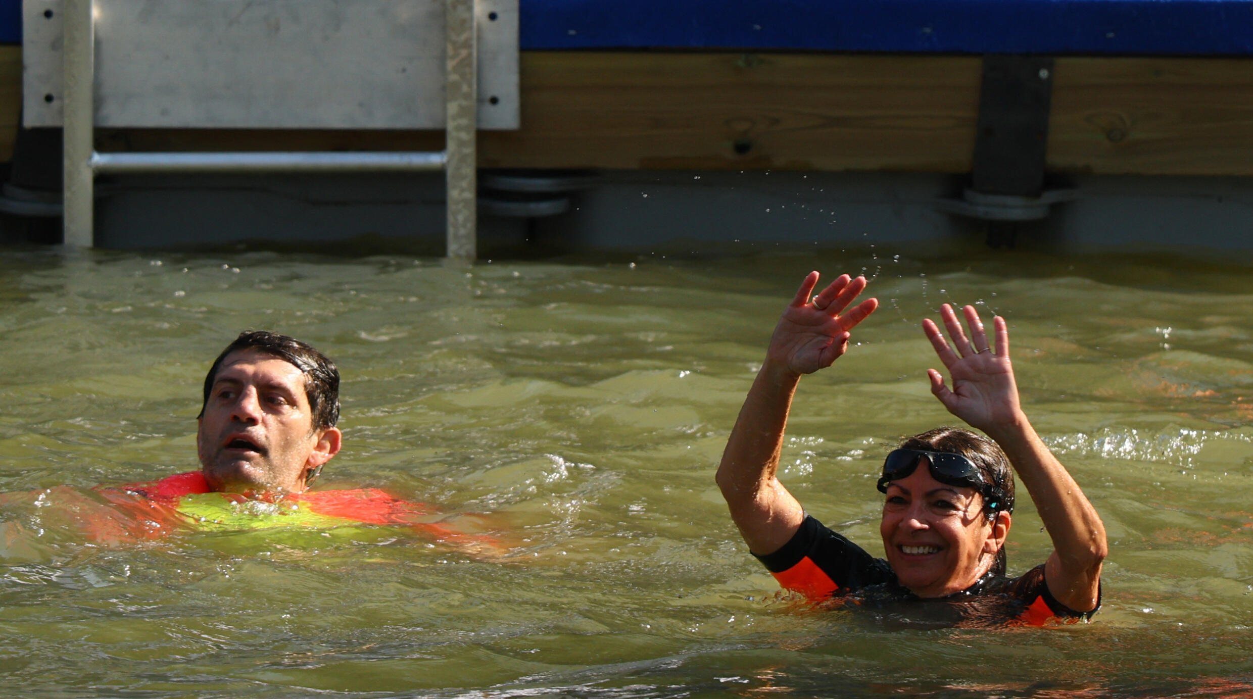 Paris Mayor Anne Hidalgo swims in the Seine nine days before Olympic Games kickoff