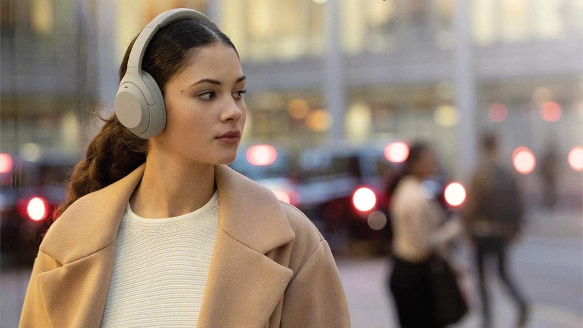 Premium Sony wireless noise-canceling headphones for under $200 at Amazon Prime Day