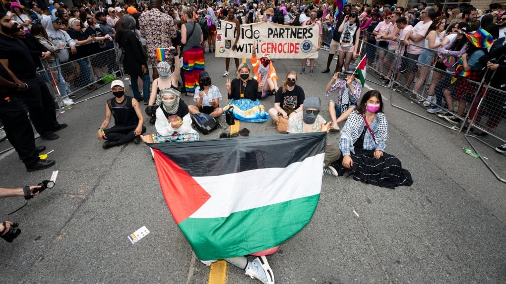 Pro-Palestinian protesters say Toronto Pride Parade stopped over refusal to meet demands