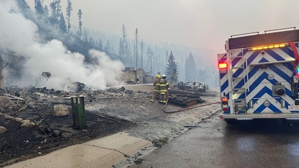 Rain reduces wildfire activity, aids firefighters: Jasper park officials