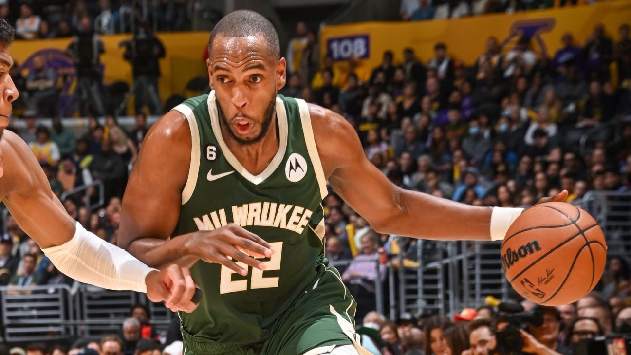 Reports: Bucks' Middleton had ankle surgeries