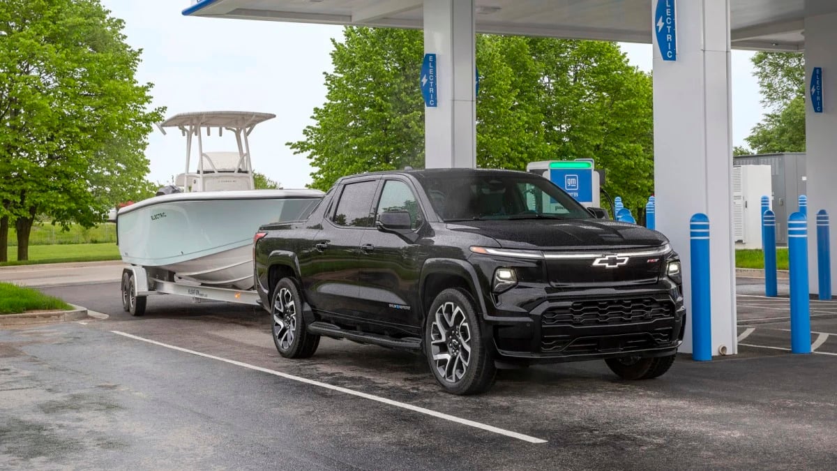 Some new Silverado EVs advertised at thousands below MSRP