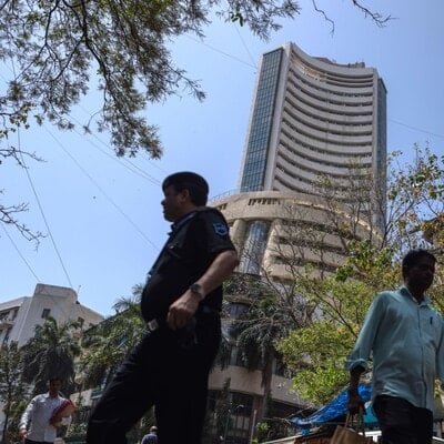 Stock Market Live: Gift Nifty soars 140 pts, indicates gap-up for Indian bourses