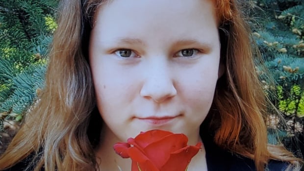 Teacher, former students recount fatal classroom stabbing of Alberta teen girl at murder trial