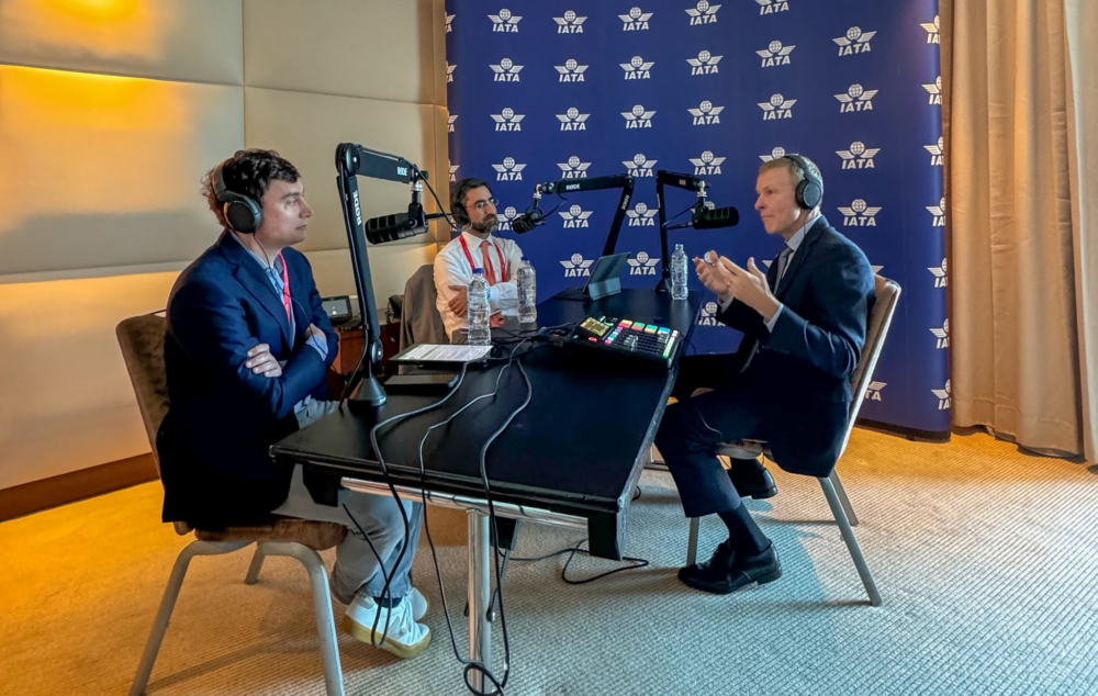 The Air Show Podcast Interviews United CEO Scott Kirby