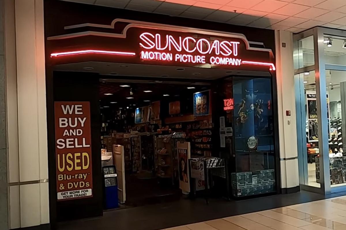 This Popular Mall Retailer Only Has 3 Stores Left in the World