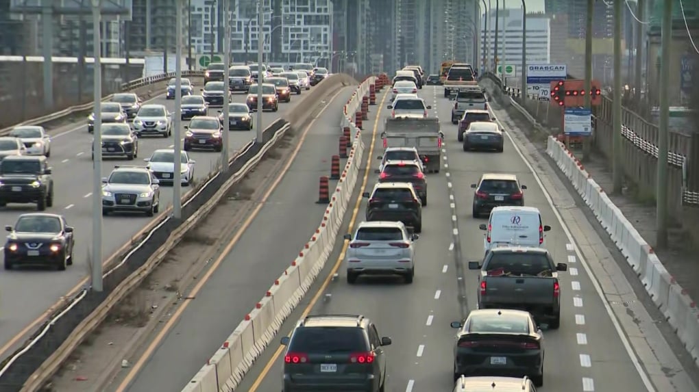 Toronto traffic has reached crisis level, poll data reveal