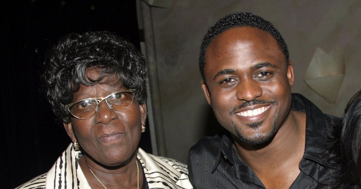 Wayne Brady Says His Mom Understood His Sexuality More Than the Internet