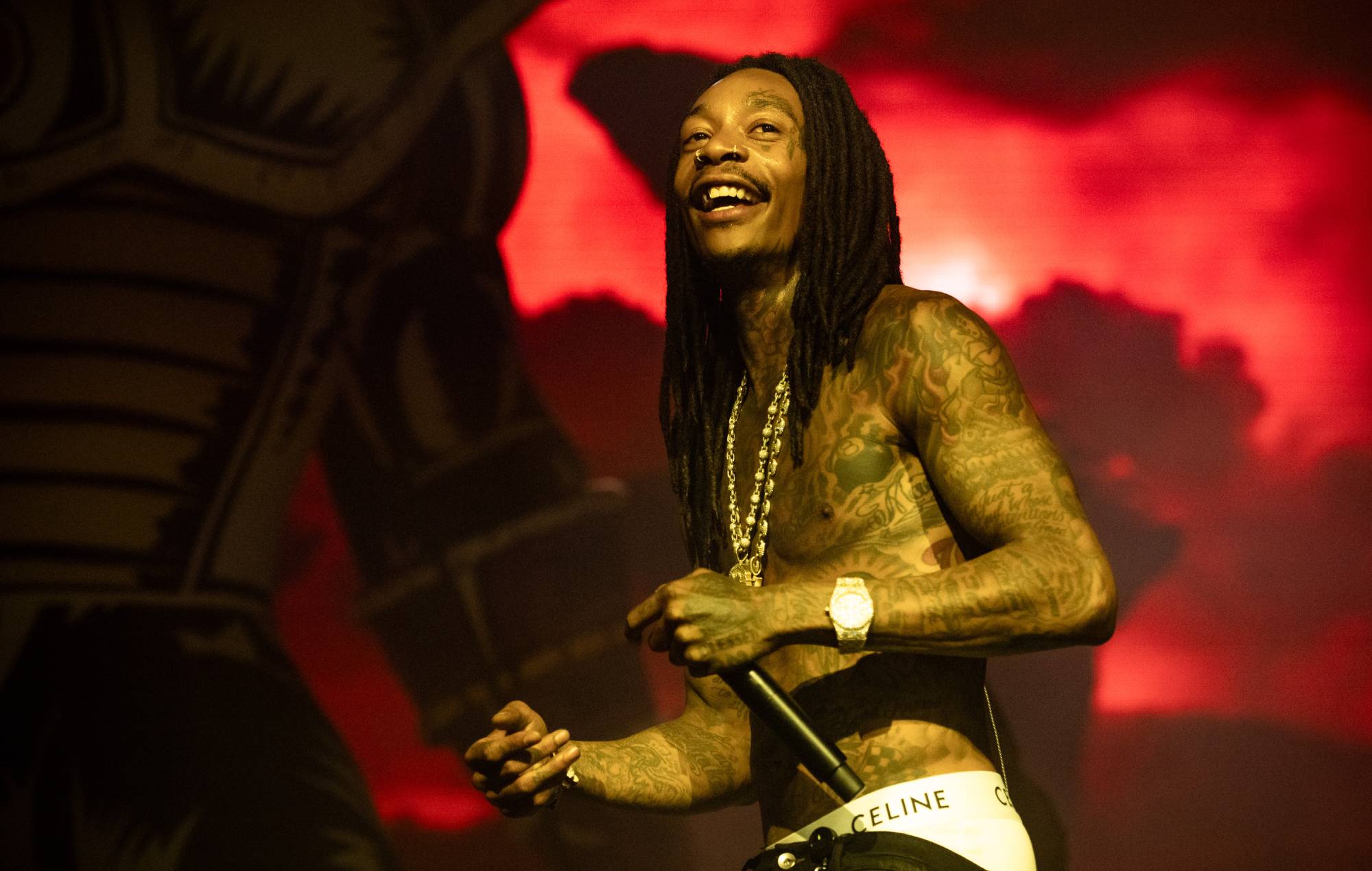 Wiz Khalifa arrested and charged after smoking weed on stage in Romania