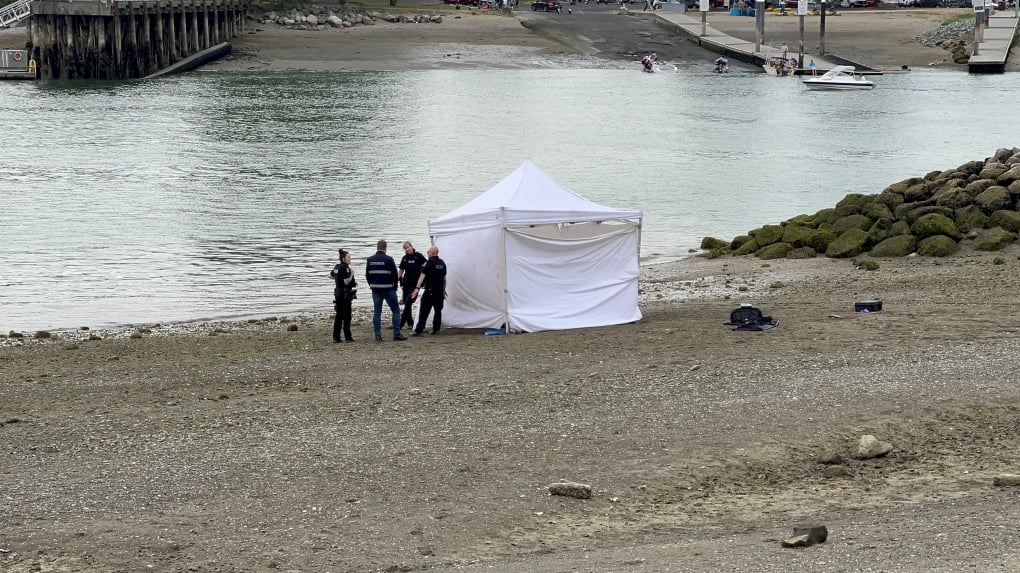 Woman found dead in the water near Sunset Beach: Vancouver police 