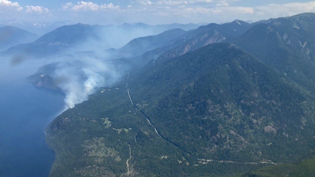 Work continues on wildfires amid evacuations near B.C.'s Slocan Lake