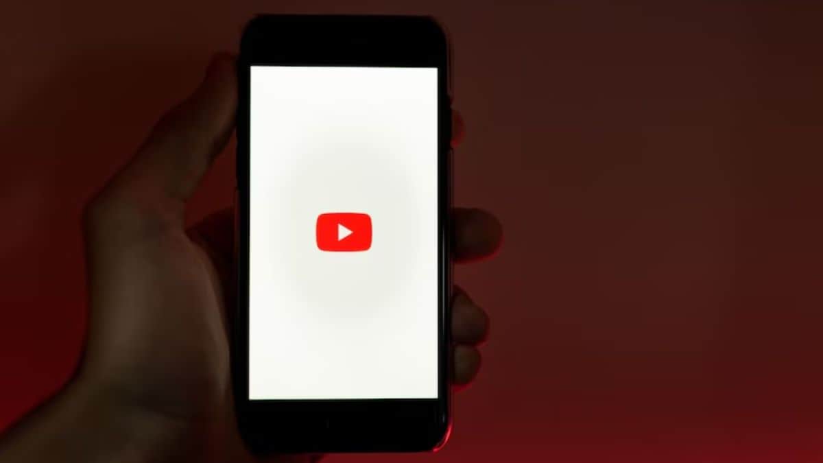 YouTube for Android Reportedly Testing Custom Thumbnails for Playlists Created by Users