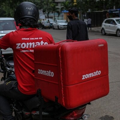 Zomato's share price gains as subsidiary withdraws NBFC licence from RBI