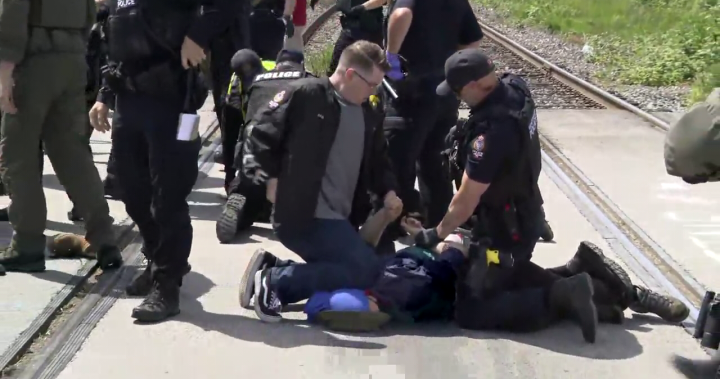 13 protesters charged in Gaza-solidarity rail blockade in Vancouver