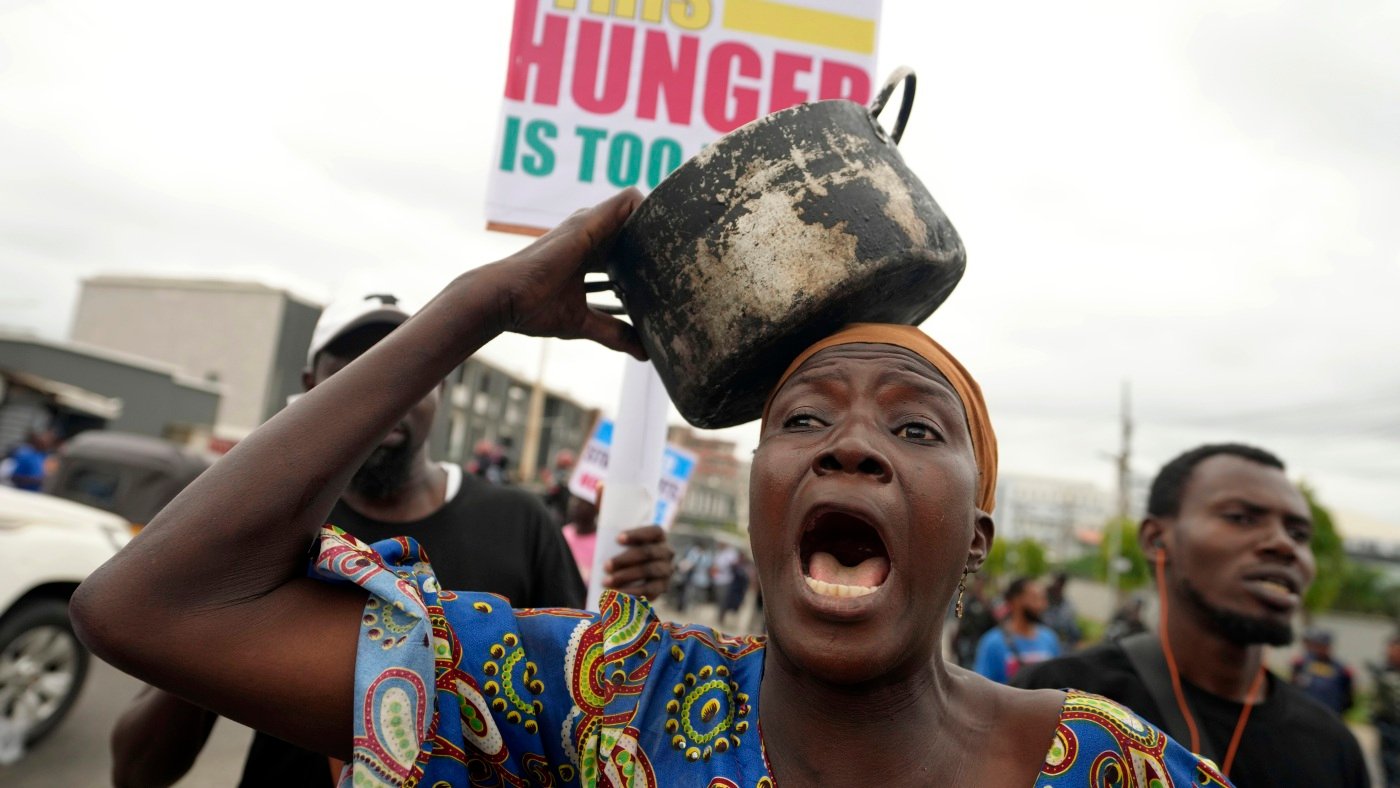 'Enough is enough' - Nigerians take to street in protest over cost of living crisis